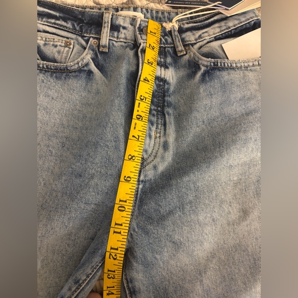 Lovers + Friends NWT Classic Blue Straight Leg Jeans - Picture 10 of 13
